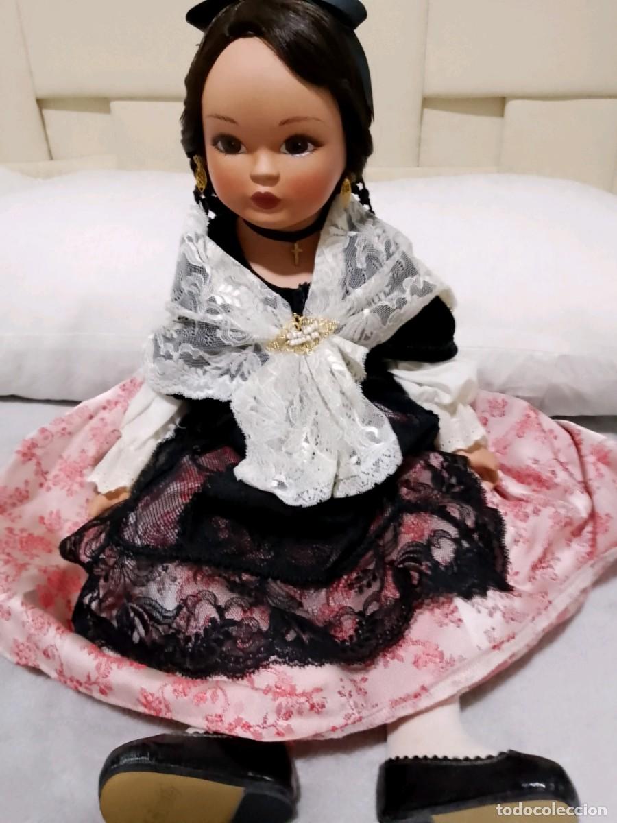 Mu&ntilde;ecas Espa&ntilde;olas Modernas: Busco/ Compro Mu&ntilde;eca regional Pubilla marca Fanas / Isabel Jorge 55 cm