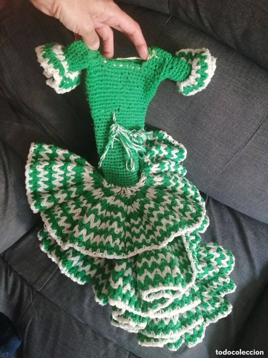Modern Spanish Dolls: ANTIGUO TRAJE VESTIDO FLAMENCA VERDE CASERO HECHO A MANO DE LANA GANCHILLO PARA MU&Ntilde;ECA NANCY FAMOSA