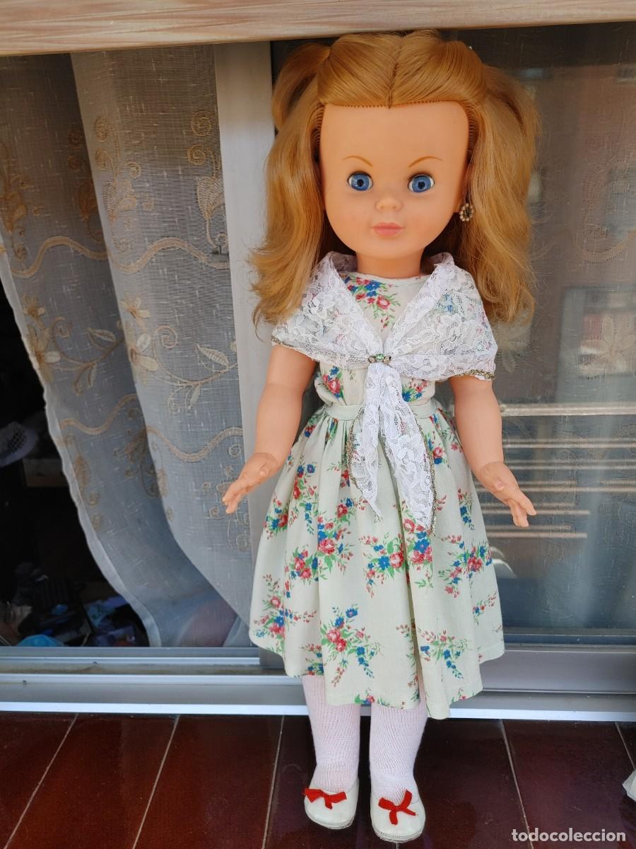 Mu&ntilde;ecas Espa&ntilde;olas Modernas: mu&ntilde;eca pierina con traje de fallera,mide 60 ctm,leer descripcion