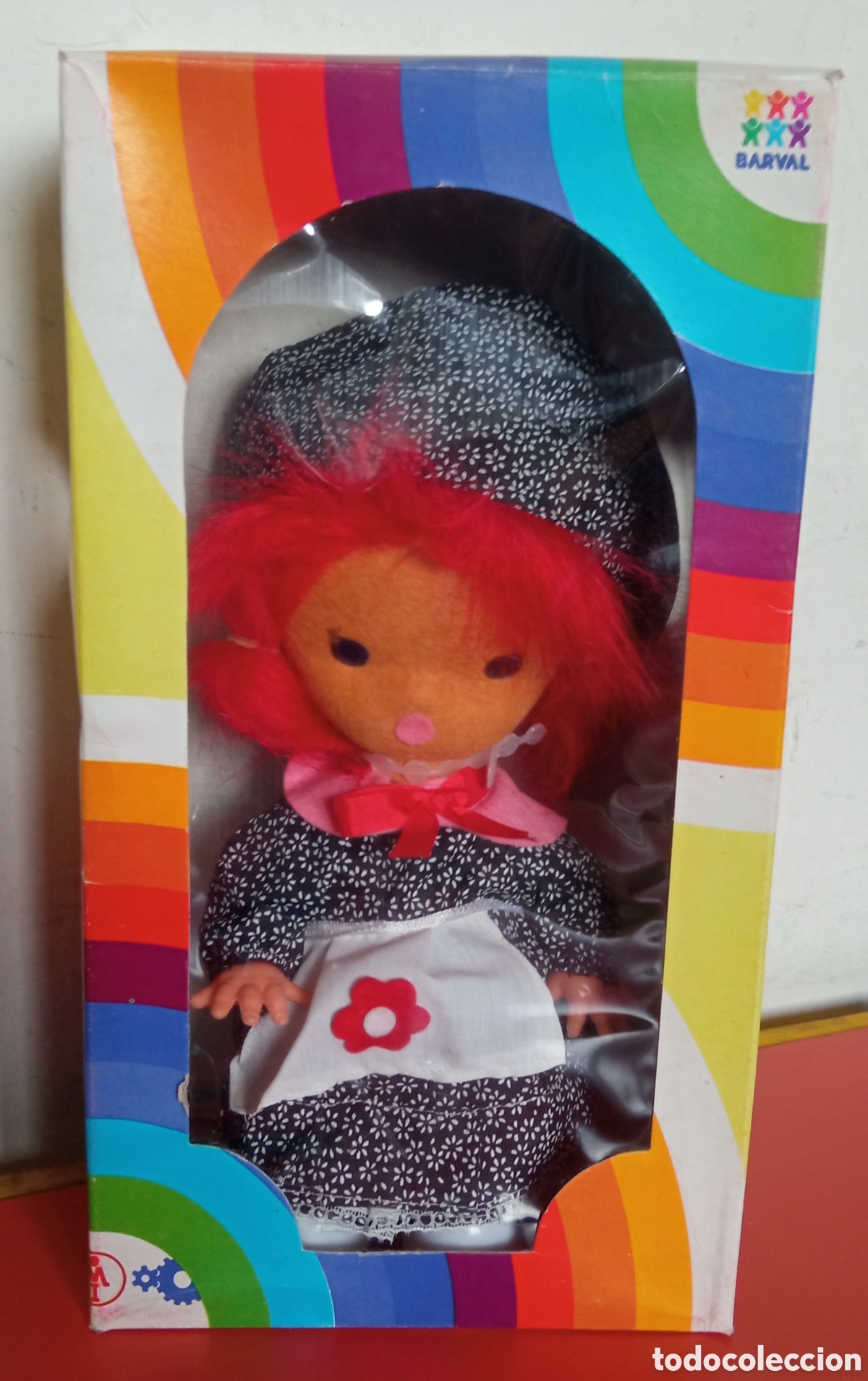 Mu&ntilde;ecas Espa&ntilde;olas Modernas: MU&Ntilde;ECA PAISANA A CUERDA RESORTE CON GIRO.MEC&Aacute;NICA IBENSE 70'S.NUEVA EN CAJA.