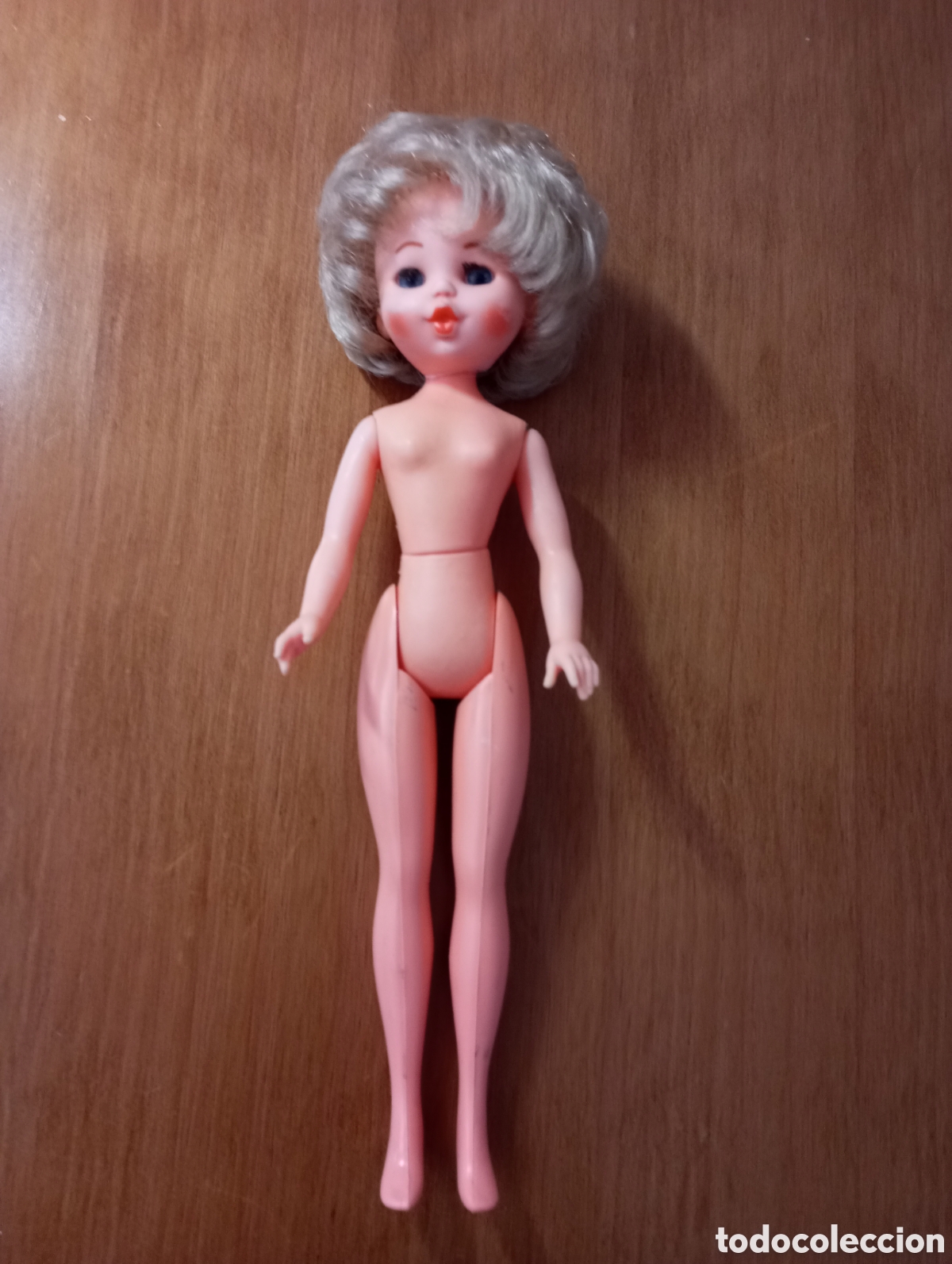 Bambole Spagnole Moderne: Mu&ntilde;eca Core Rubia pelo corto