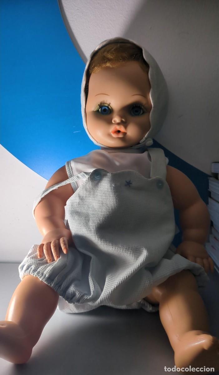 Mu&ntilde;ecas Espa&ntilde;olas Modernas: Mu&ntilde;eca vintage / antigua estilo Juan&iacute;n / Pirri, tiene ojos azules y un gran nivel de detalle en las