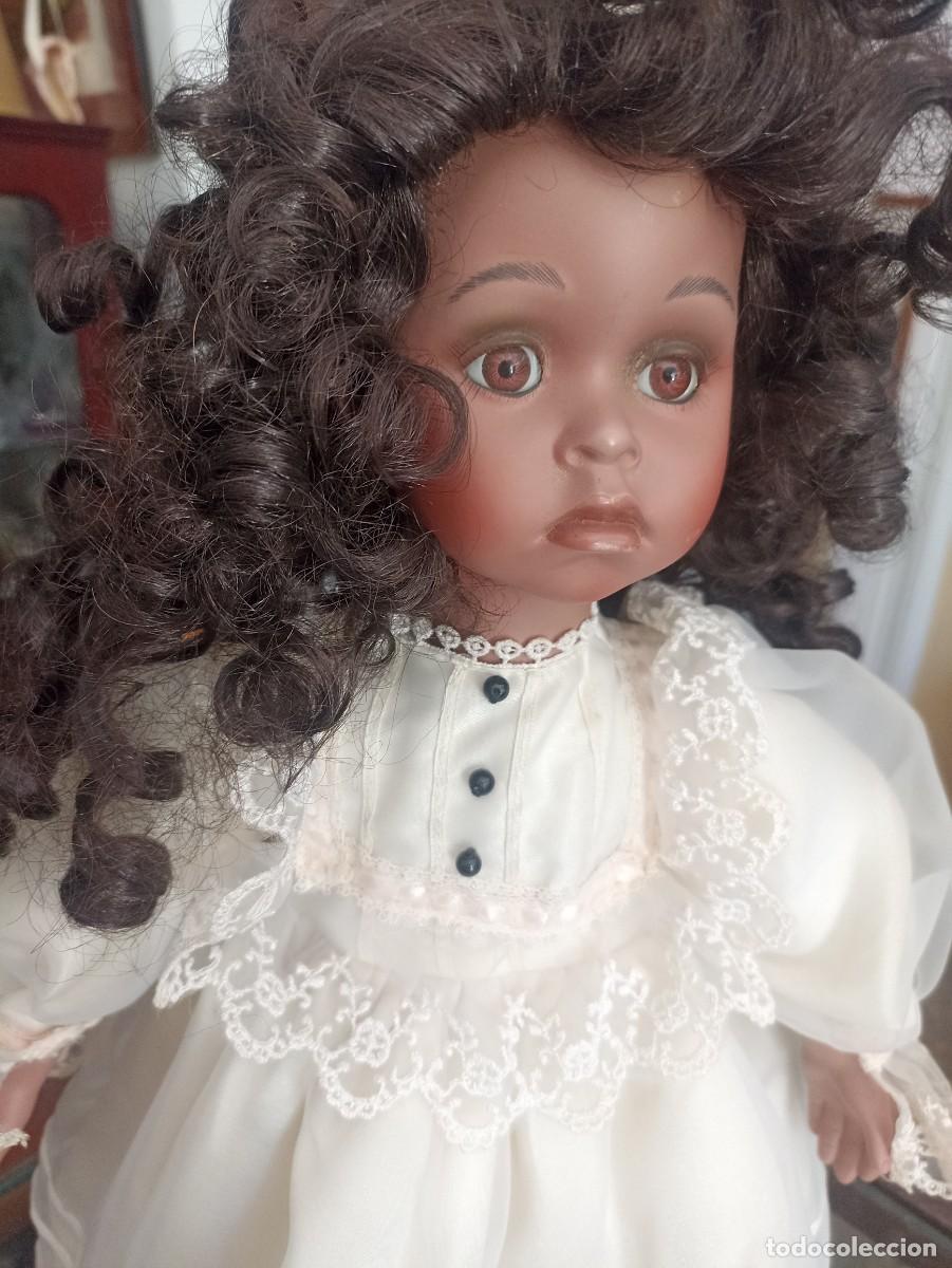 Mu&ntilde;ecas Espa&ntilde;olas Modernas: Mu&ntilde;eca mulata. Cara de porcelana. 50 cm.