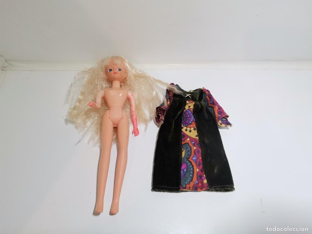 Mu&ntilde;ecas espa&ntilde;olas modernas: mu&ntilde;eca chabel con su traje de julieta - Foto 2