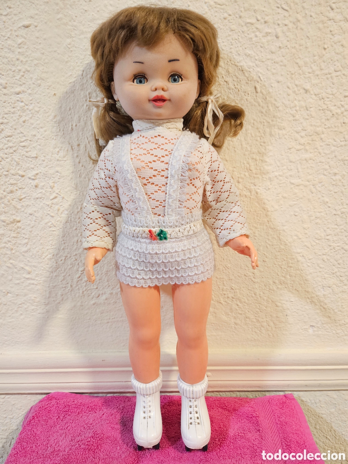 Mu&ntilde;ecas Espa&ntilde;olas Modernas: Mu&ntilde;eca patinadora berjusa