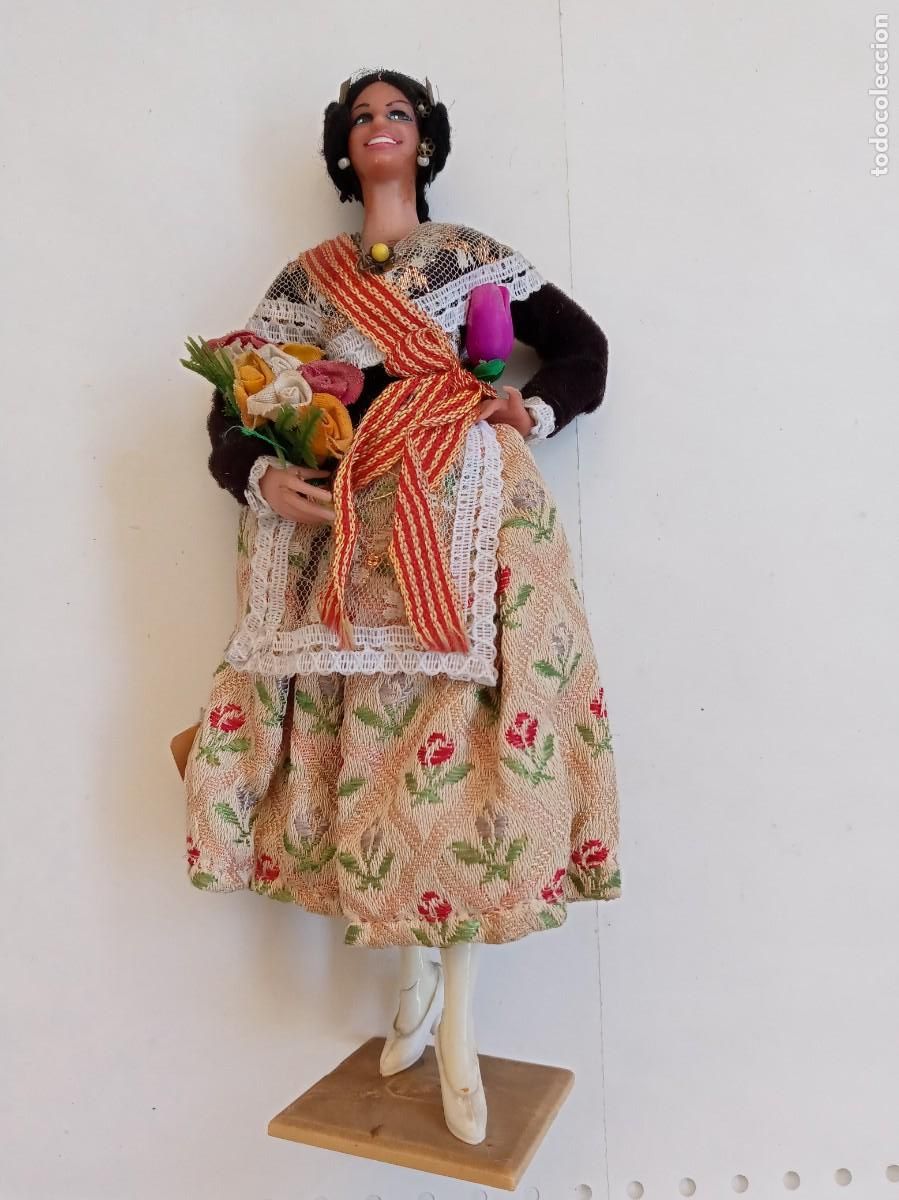 Poup&eacute;es Espagnoles Modernes: PRECIOSA MU&Ntilde;ECA DE MARIN ( CHICLANA ) COLECCION TRAJES REGIONALES : VALENCIANA