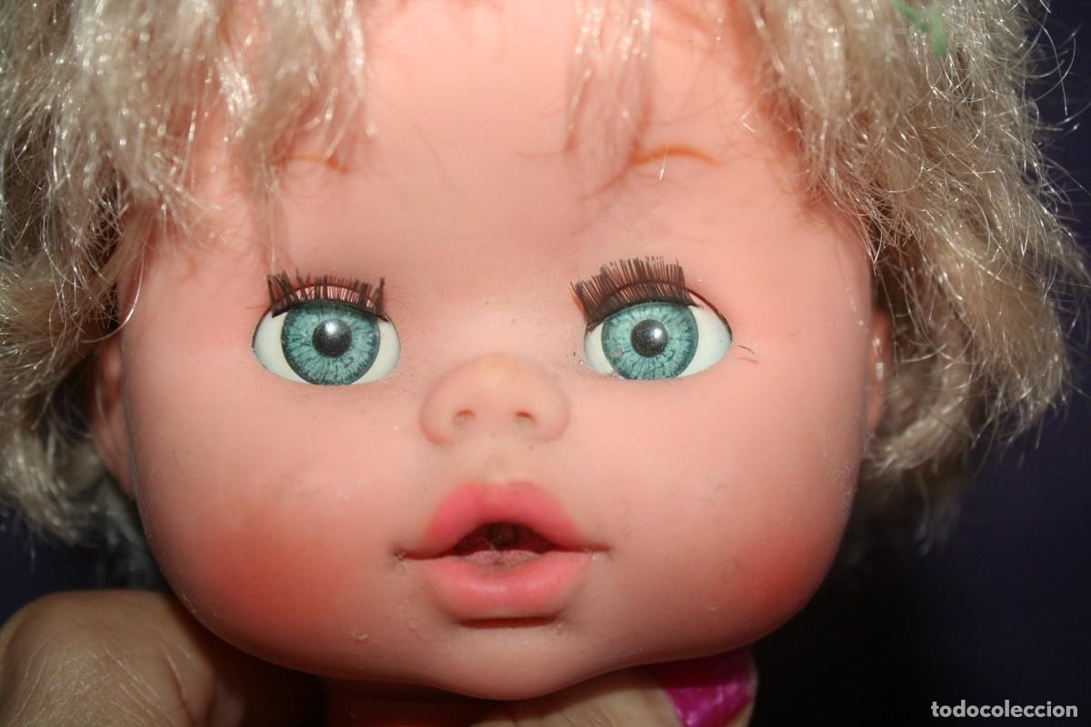 Moderne spanische Puppen: mu&ntilde;eca mu&ntilde;eco antigua