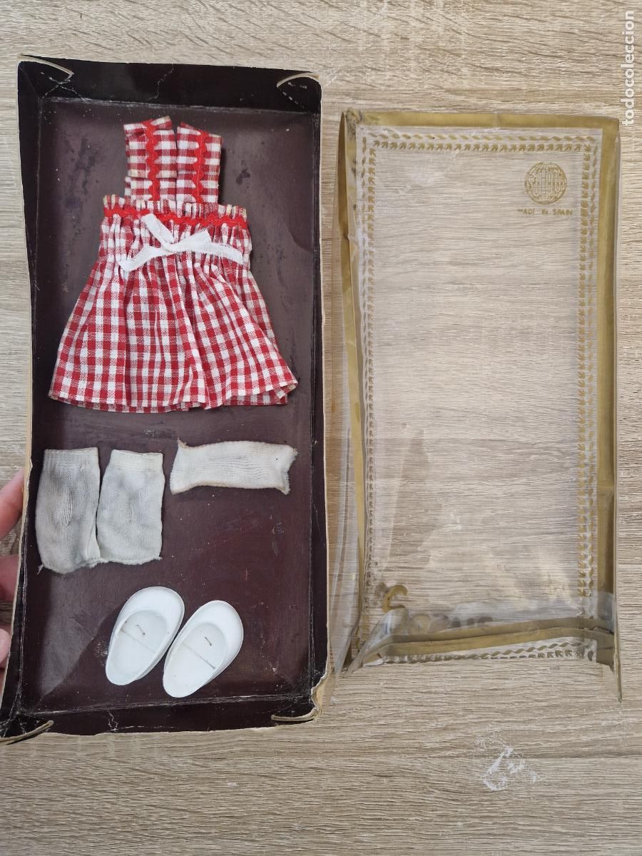 Mu&ntilde;ecas Espa&ntilde;olas Modernas: conjunto ropa antigua mu&ntilde;eca Silqui Sorne vestido zapatos medias interior caja a&ntilde;os 70 tipo barbie