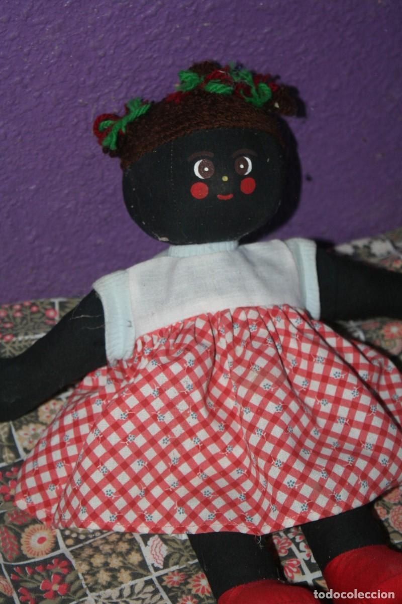 Mu&ntilde;ecas Espa&ntilde;olas Modernas: mu&ntilde;eca mu&ntilde;eco negrita relleno