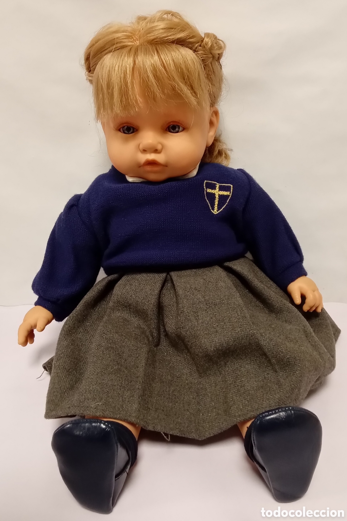 Mu&ntilde;ecas Espa&ntilde;olas Modernas: Mu&ntilde;eca Infanta Leonor Colegiala Antonio Juan Espa&ntilde;a 2005