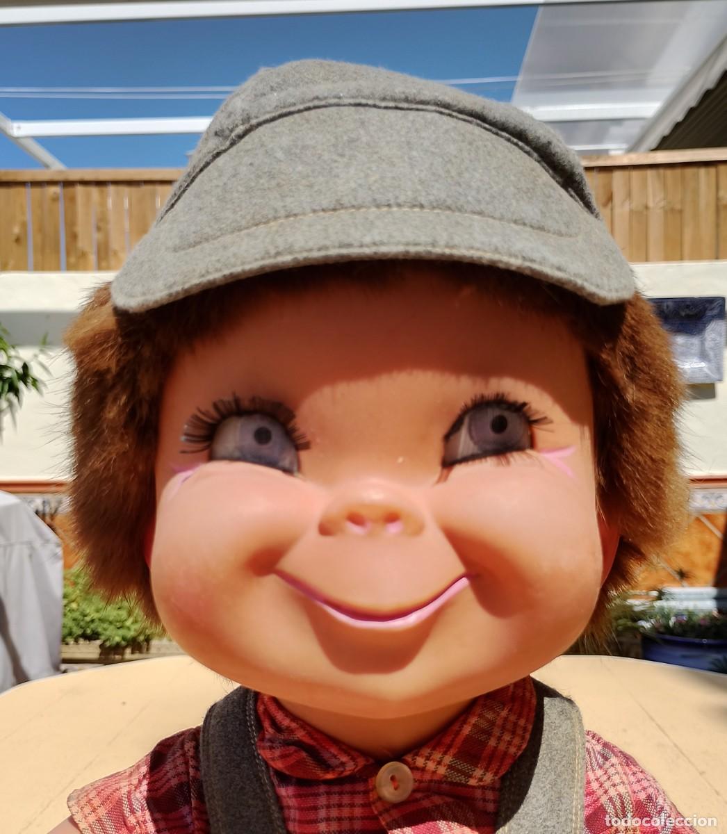 Modern Spanish Dolls: Mu&ntilde;eco Tato Rey de la Simpat&iacute;a Escolar de Lanco