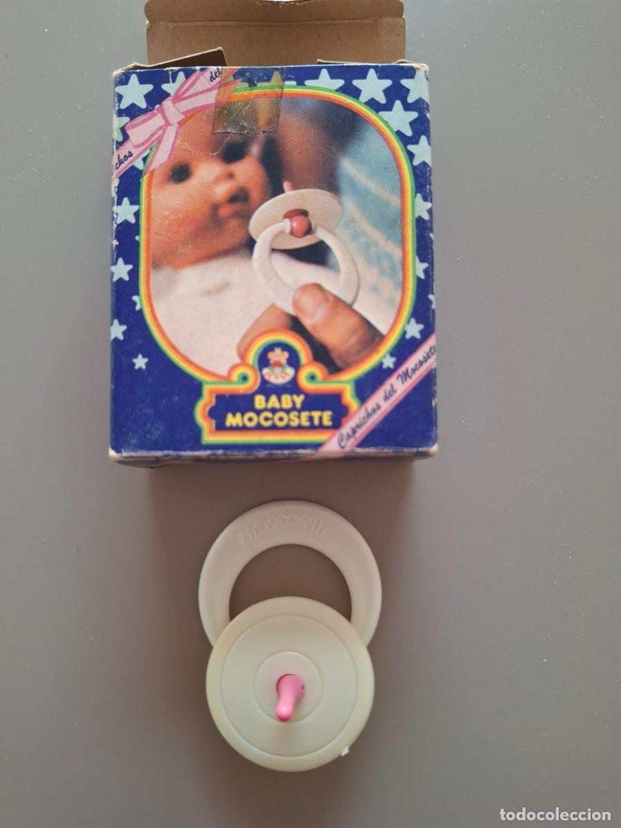 Mu&ntilde;ecas espa&ntilde;olas modernas: Mocosete: chupete y expositor NUEVO - Foto 2