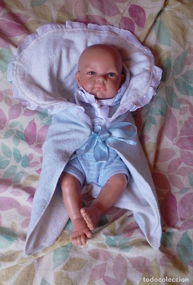 Mu&ntilde;ecas Espa&ntilde;olas Modernas: mu&ntilde;eco bebe tipo Reborn marca Magic Baby-Pep Catala vinilo ni&ntilde;a 40 cm