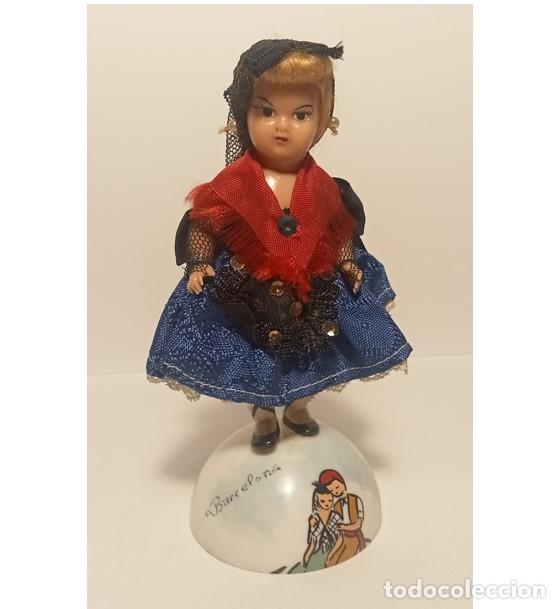 Mu&ntilde;ecas espa&ntilde;olas modernas: MU&Ntilde;ECA ANTIGUA - BARCELONA