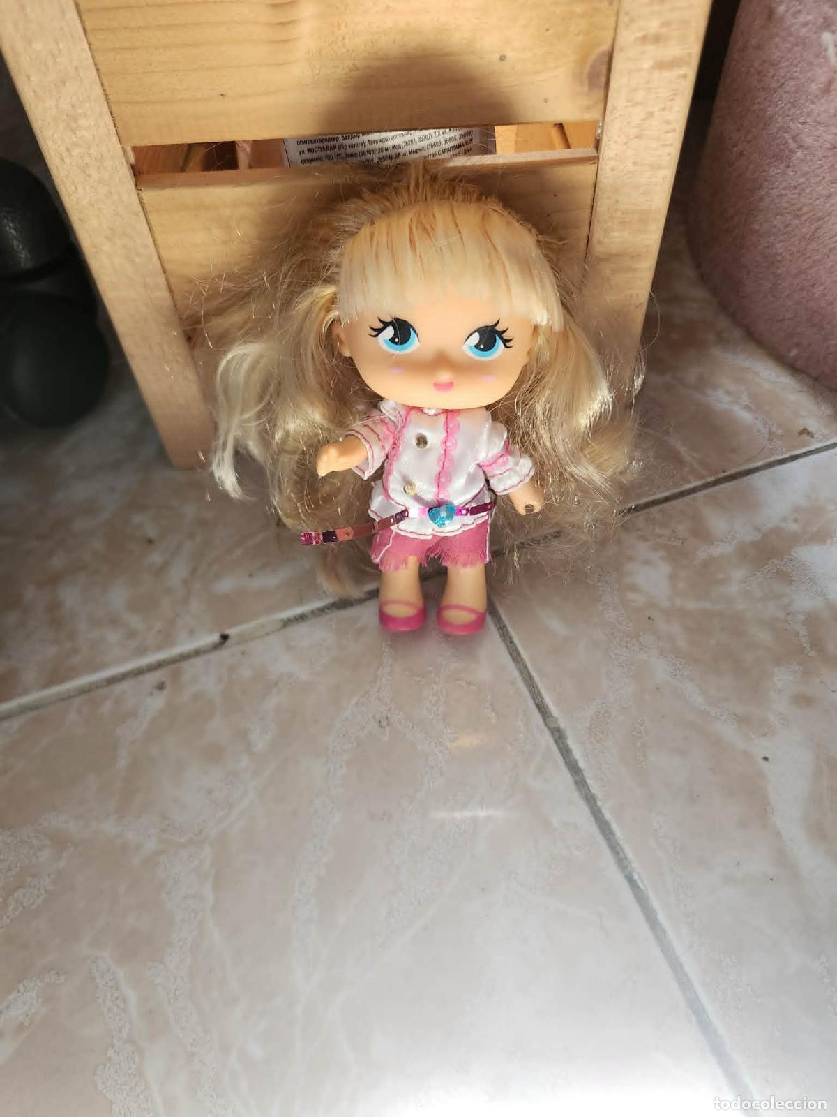 Mu&ntilde;ecas Espa&ntilde;olas Modernas: Mu&ntilde;eca Barriguita de Famosa T-3275-14