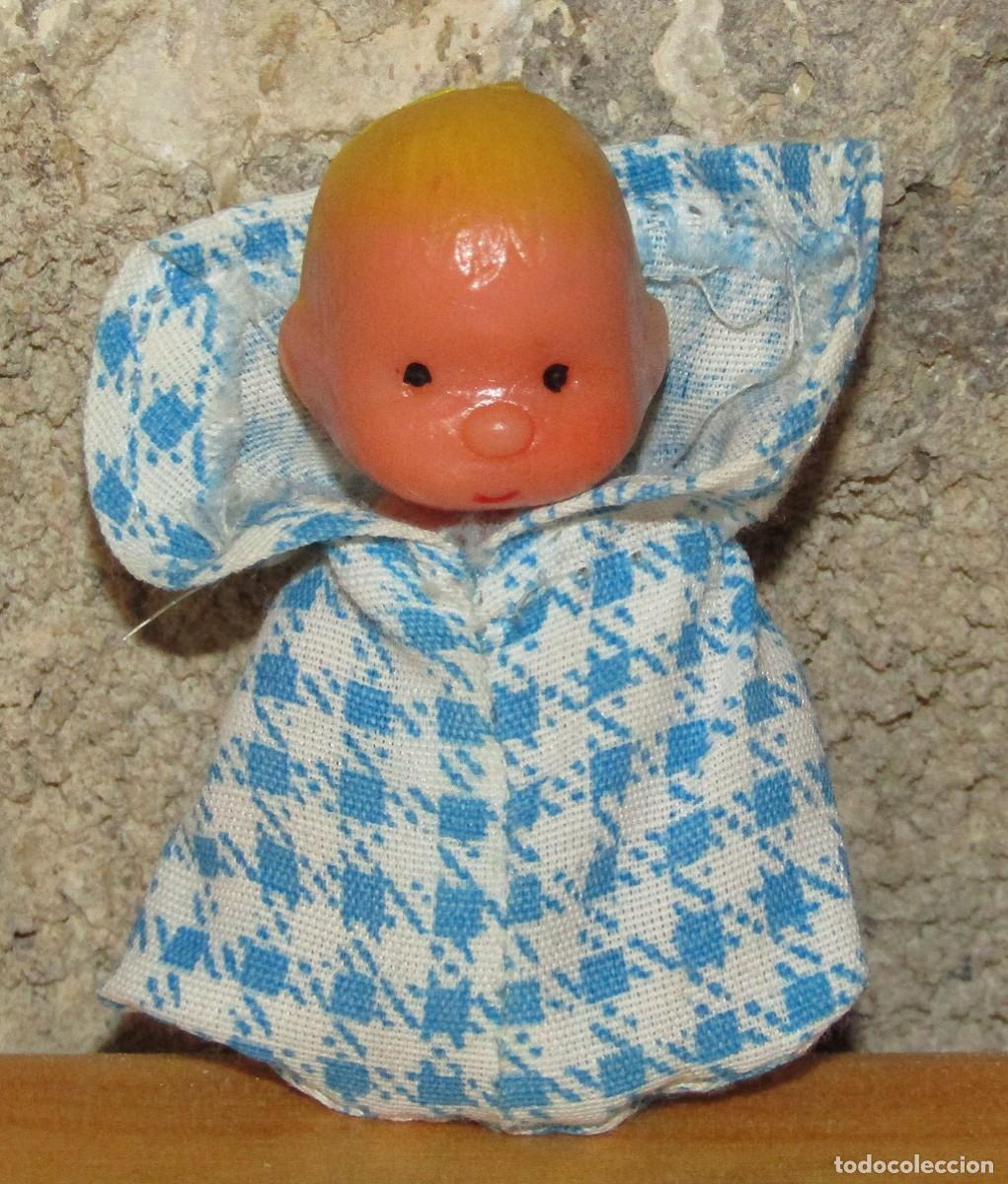Mu&ntilde;ecas Espa&ntilde;olas Modernas: ANTIGUO BEBE TO&Ntilde;&Iacute;N DE LAURA DE LAS MONTA&Ntilde;AS DE TOYSE - A&Ntilde;OS 70/80.