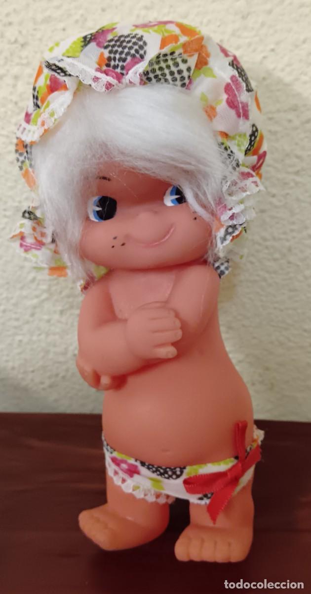 Mu&ntilde;ecas Espa&ntilde;olas Modernas: MU&Ntilde;ECA GOMA A&Ntilde;OS 70 23 CM. ALTURA
