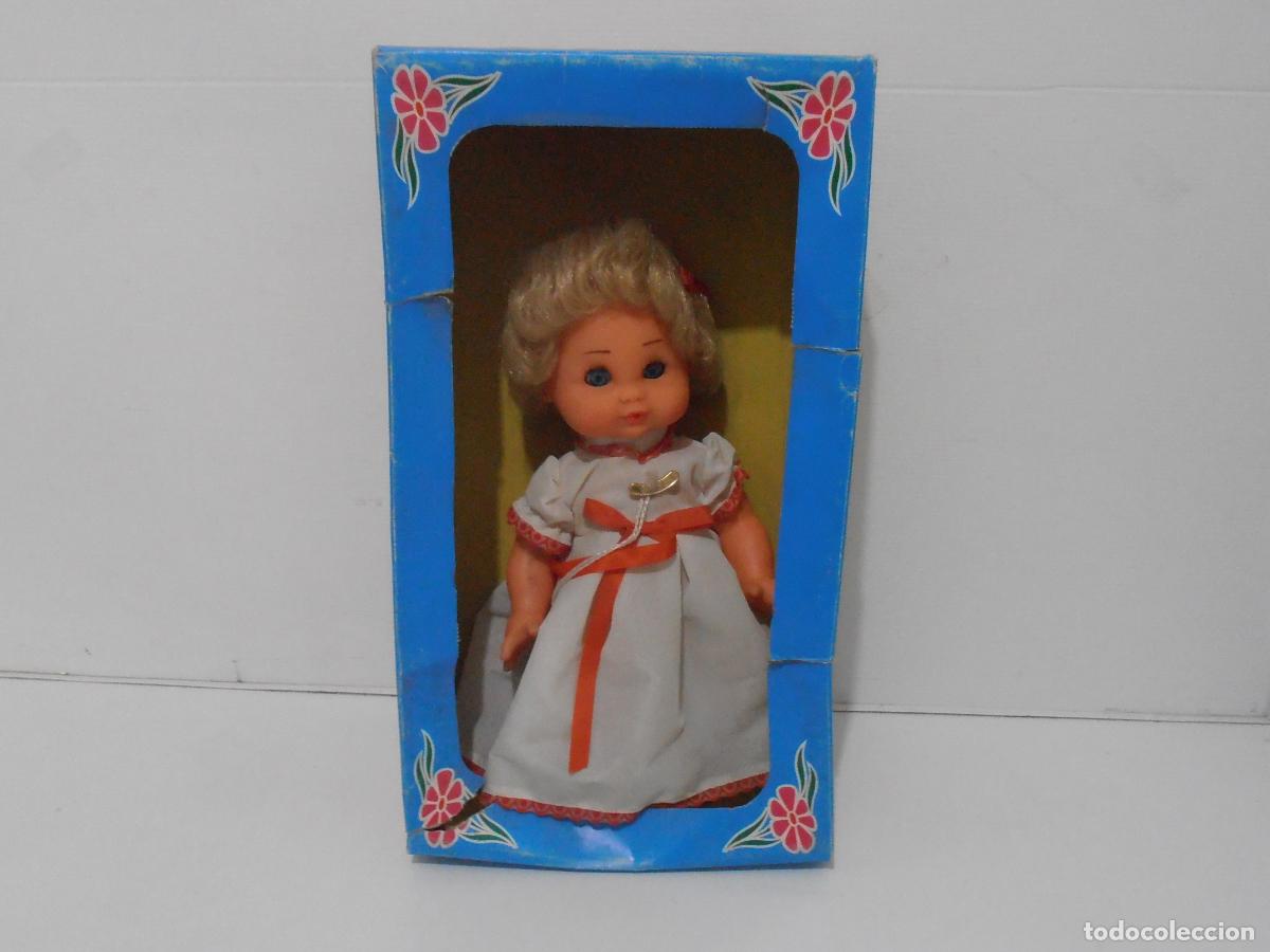 Mu&ntilde;ecas Espa&ntilde;olas Modernas: MU&Ntilde;ECA BERBESA, NUEVA A ESTRENAR, ANTIGUA JUGUETERIA, A&Ntilde;OS 70