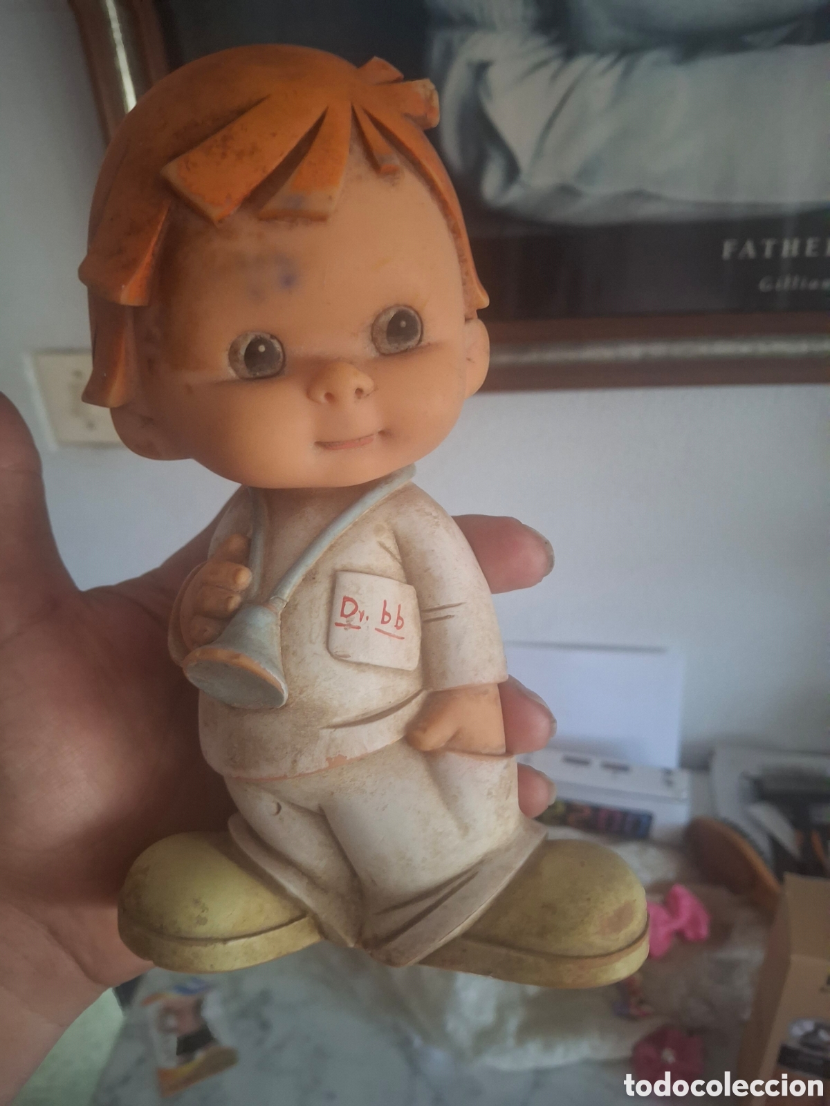 Mu&ntilde;ecas Espa&ntilde;olas Modernas: Antiguo mu&ntilde;eco juguete de goma M&eacute;dico o Doctor Colecci&oacute;n Typo's de b.b., a&ntilde;os 70 bebe bb