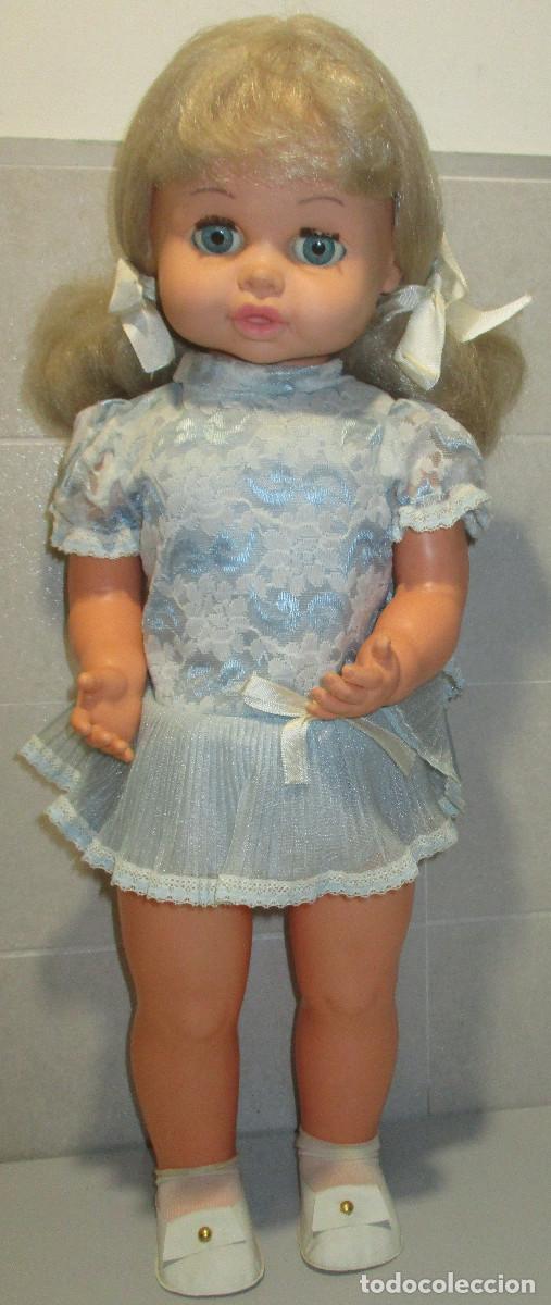 Mu&ntilde;ecas Espa&ntilde;olas Modernas: Mu&ntilde;eca musical LUCHY, JESMAR, 50 cmts
