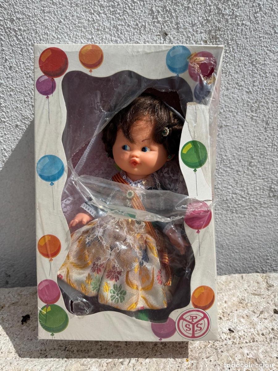 Mu&ntilde;ecas Espa&ntilde;olas Modernas: Mu&ntilde;eca regional PSS regional en su caja anos 60 27cms