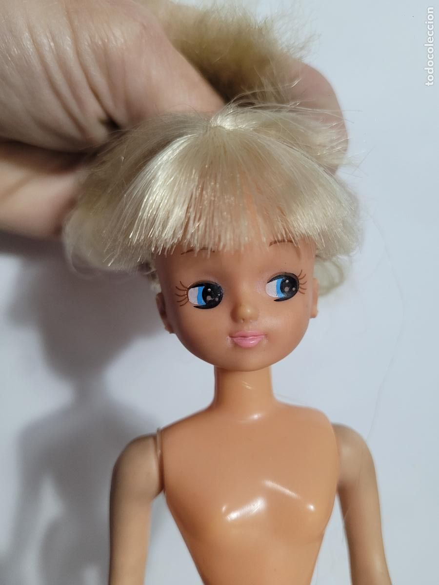 Mu&ntilde;ecas espa&ntilde;olas modernas: mu&ntilde;eca chabel de feber flequillo melena ondulada - Foto 2