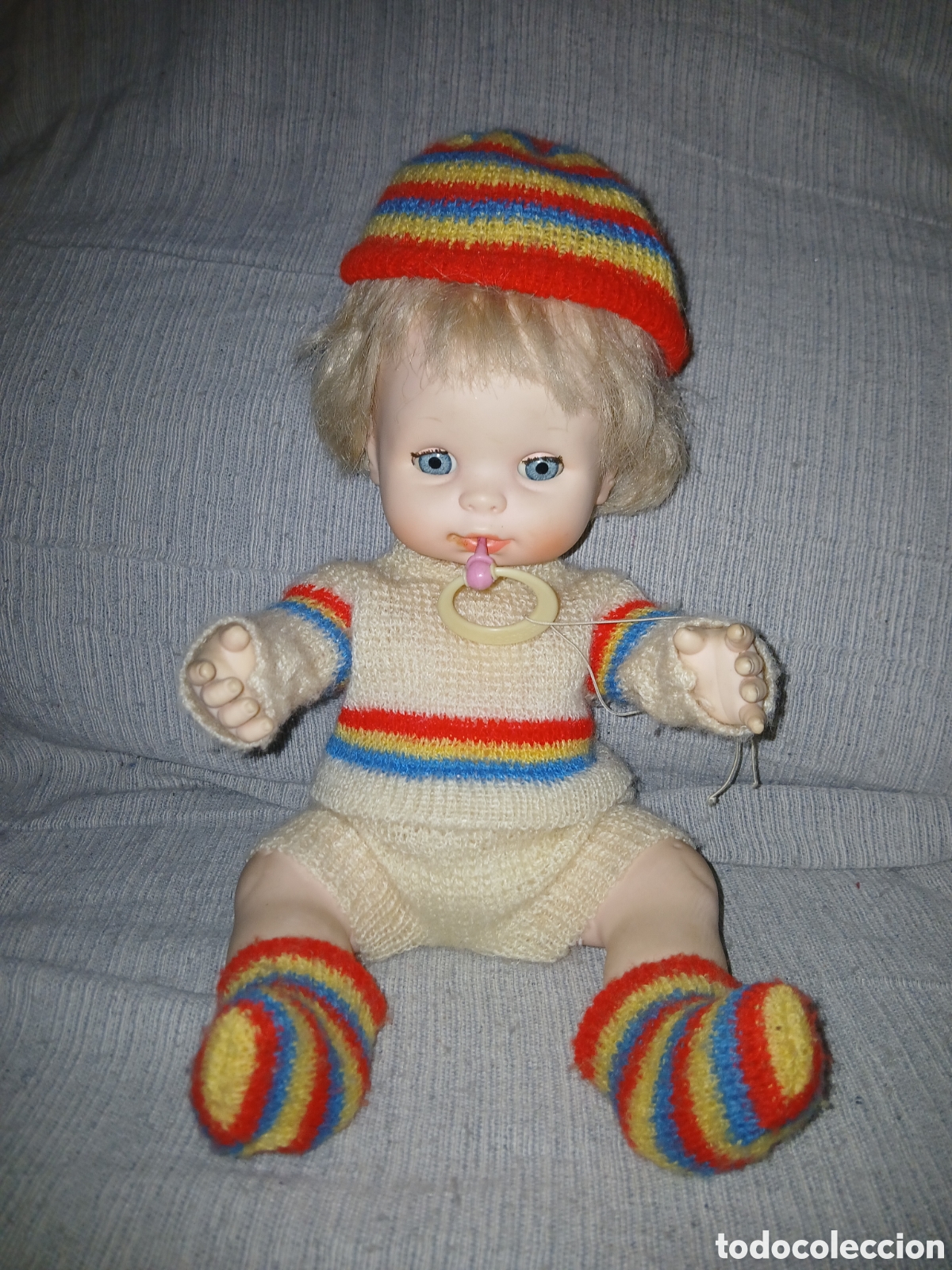 Mu&ntilde;ecas espa&ntilde;olas modernas: MU&Ntilde;ECO BABY MOCOSETE DE TOYSE .
