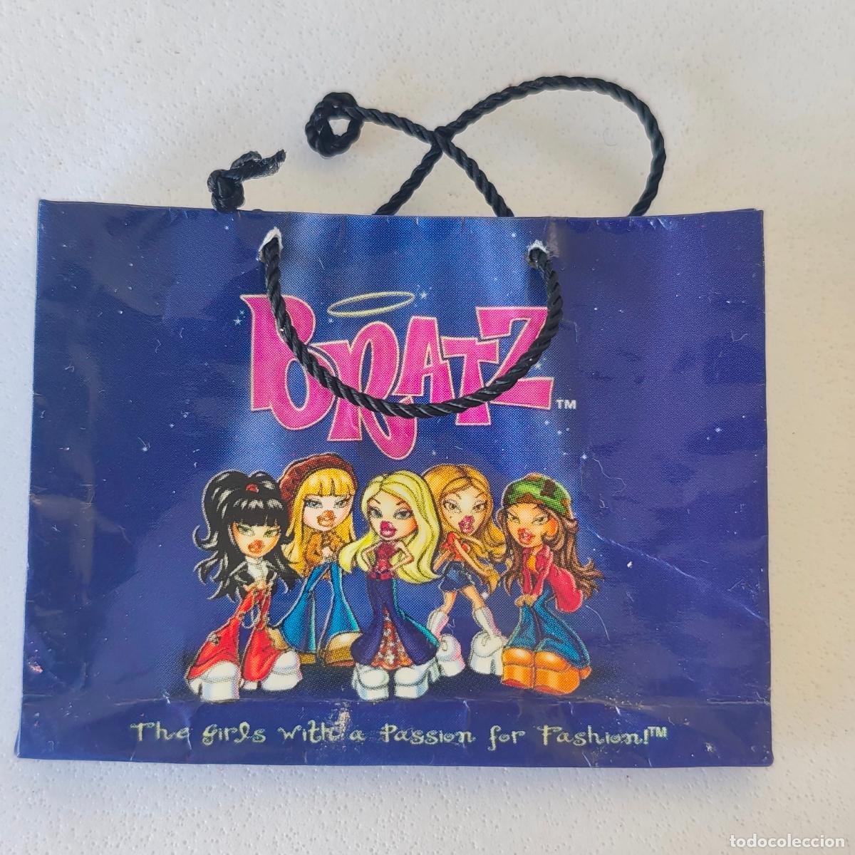 Mu&ntilde;ecas espa&ntilde;olas modernas: Bolsa Bratz mga para mu&ntilde;eca