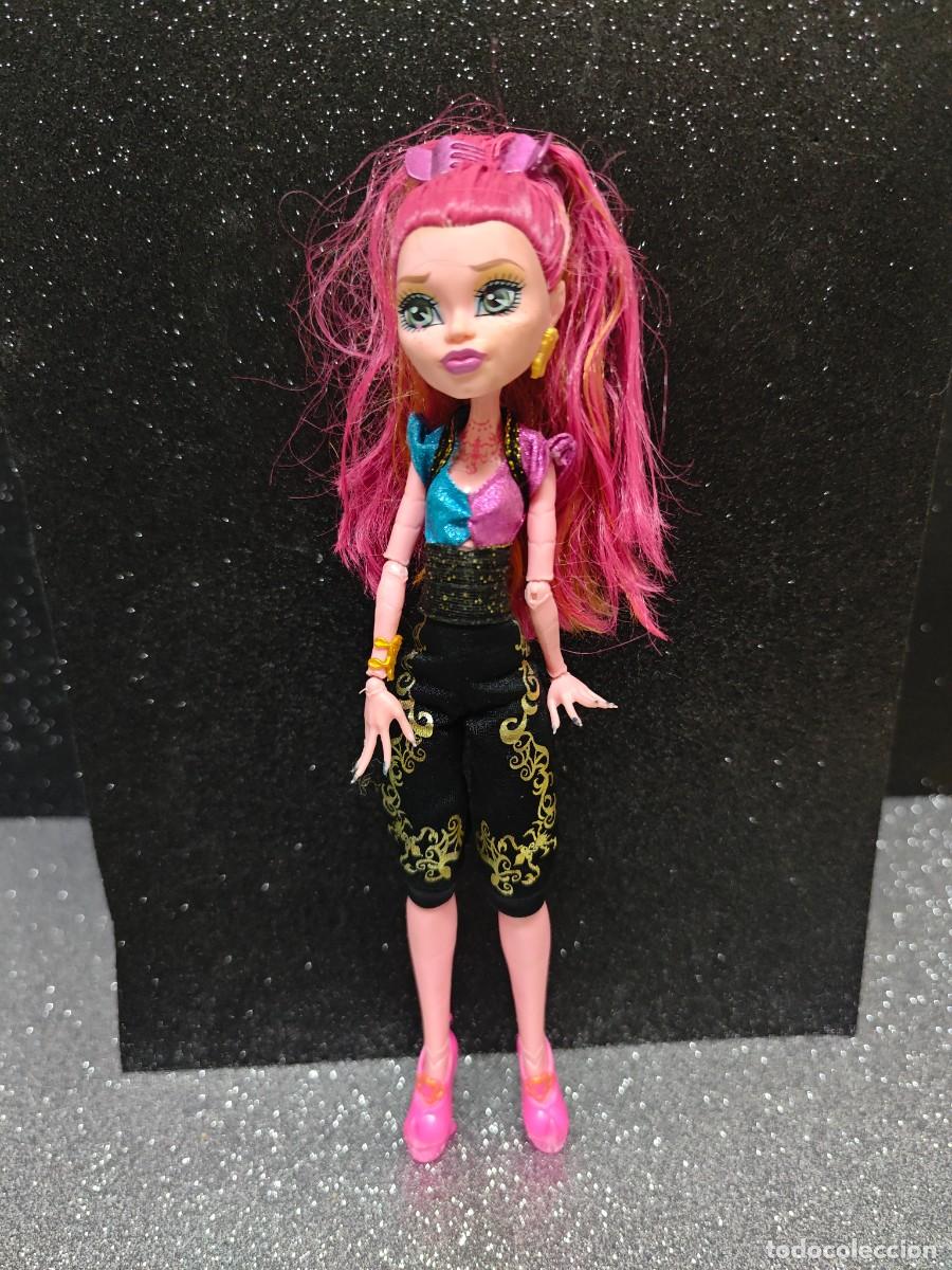 Mu&ntilde;ecas espa&ntilde;olas modernas: MU&Ntilde;ECA MONSTER HIGH GIGI GRANT
