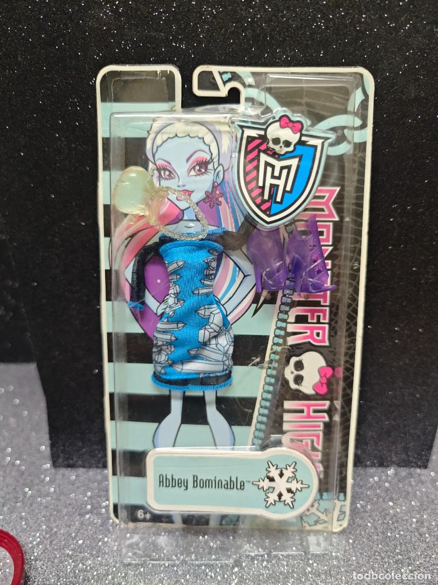 Mu&ntilde;ecas espa&ntilde;olas modernas: MU&Ntilde;ECA MONSTER HIGH ROPA ABBEY BOMINABOE