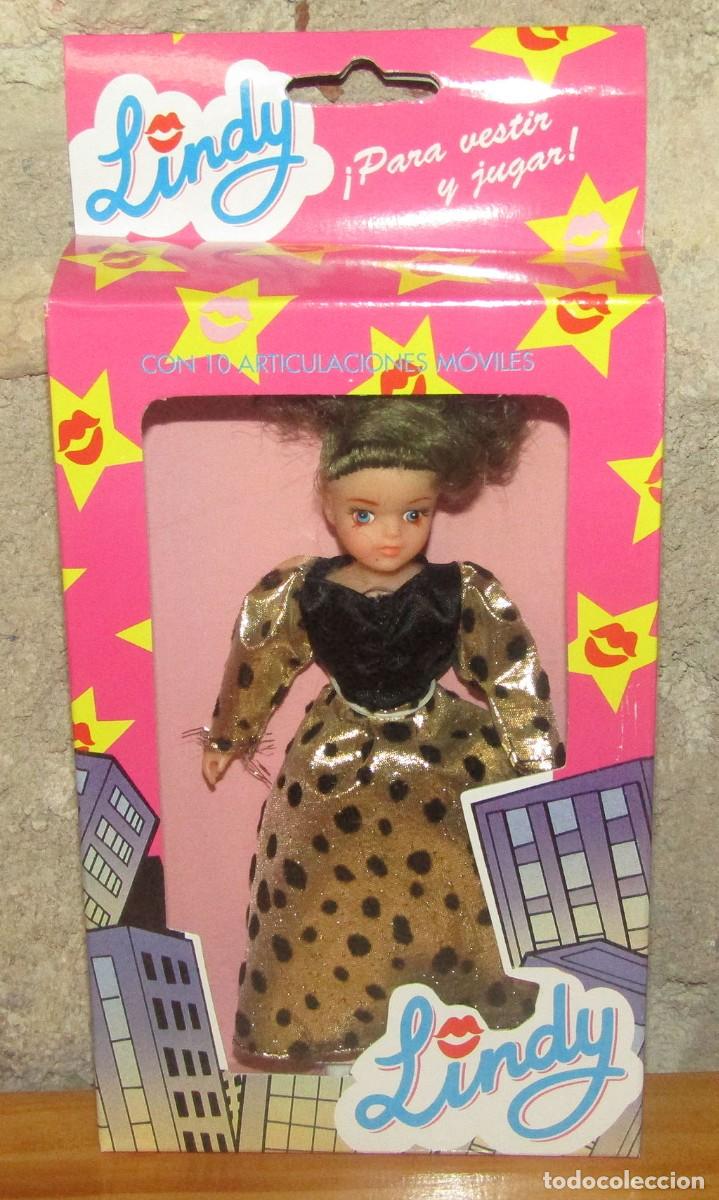 Mu&ntilde;ecas espa&ntilde;olas modernas: ANTIGUA MU&Ntilde;ECA LINDY, &iexcl;PARA VESTIR Y JUGAR! - NUEVA Y EN SU CAJA ORIGINAL - ARTICULADA - mod. G