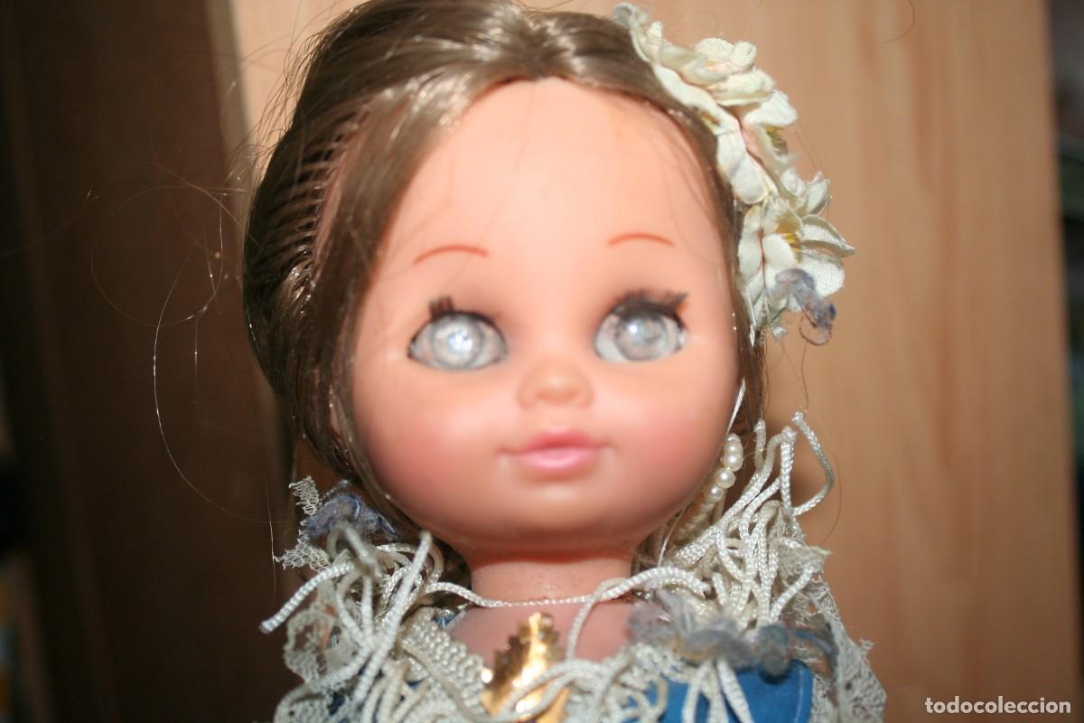 Mu&ntilde;ecas espa&ntilde;olas modernas: mu&ntilde;eca tipo onil sevillana