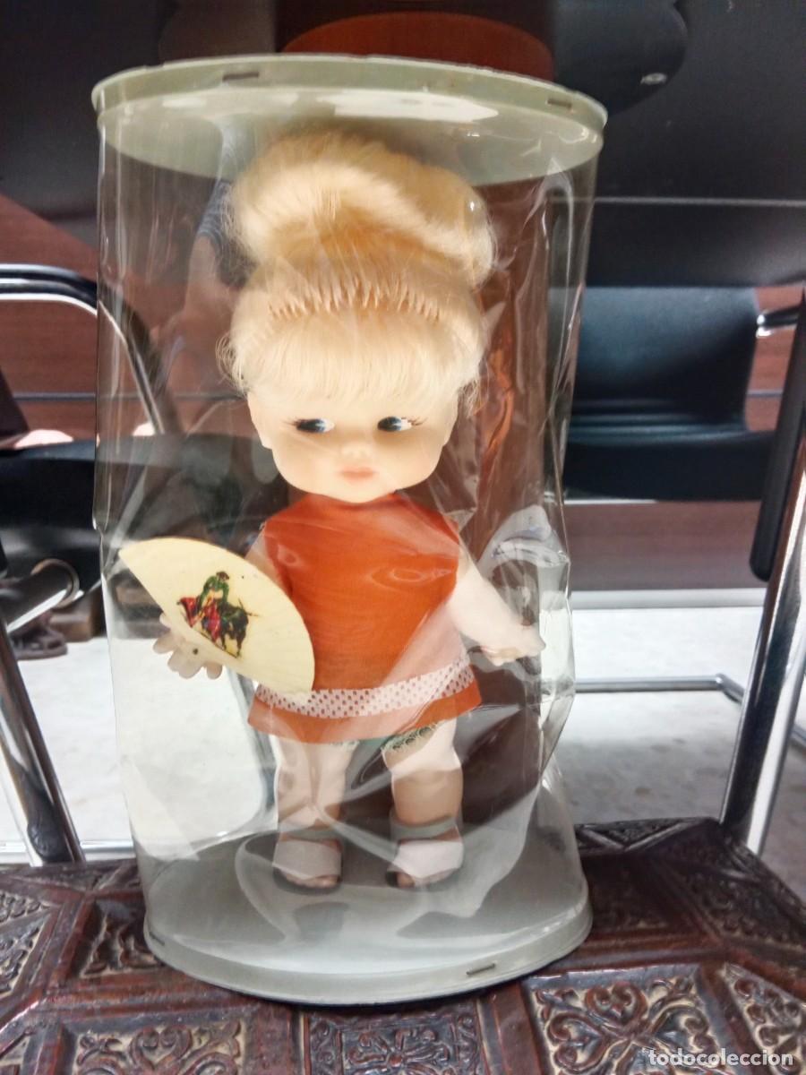 Mu&ntilde;ecas espa&ntilde;olas modernas: MU&Ntilde;ECA MARISOL RUBIA CON SU BLISTER ORIGINAL - A&Ntilde;OS 70