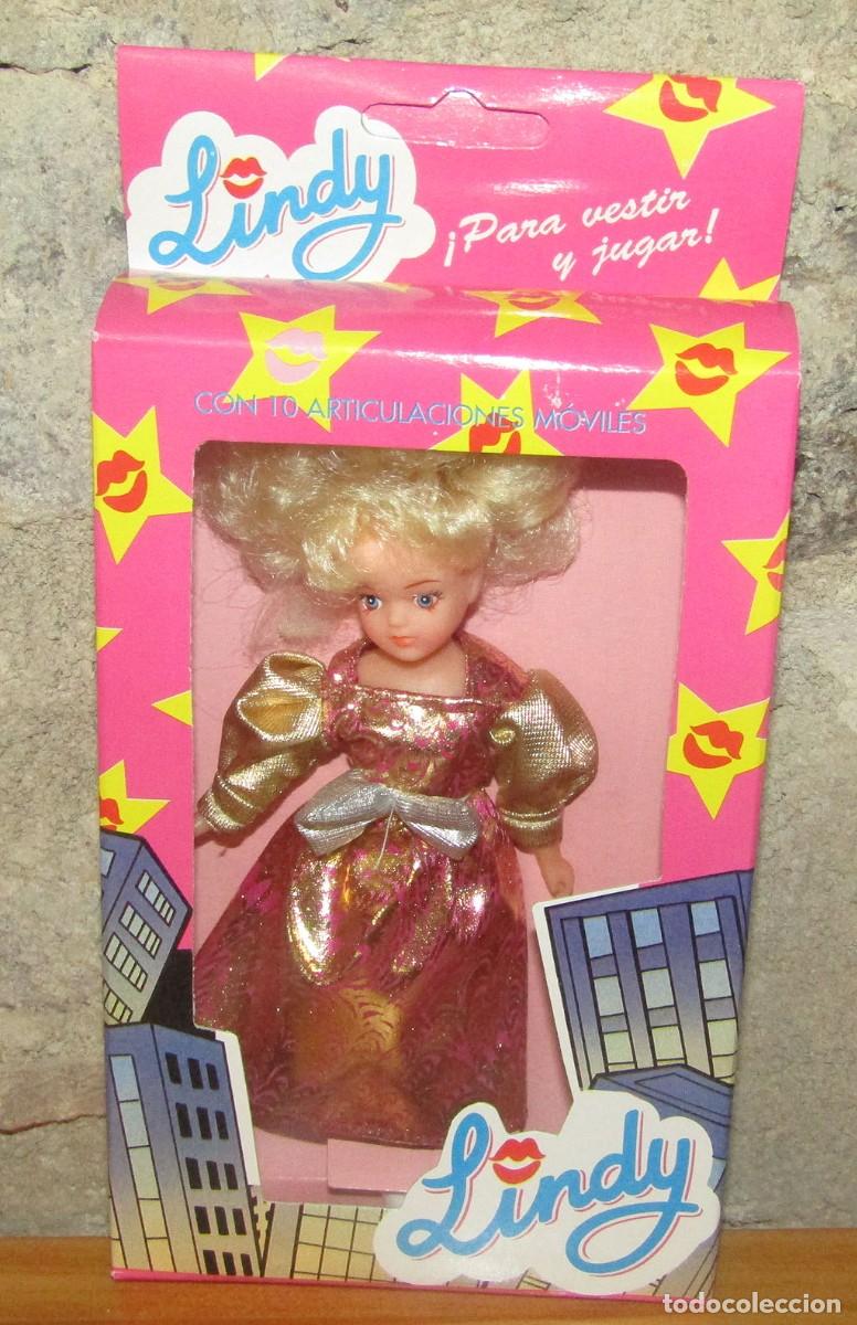 Mu&ntilde;ecas espa&ntilde;olas modernas: ANTIGUA MU&Ntilde;ECA LINDY, &iexcl;PARA VESTIR Y JUGAR! - NUEVA Y EN SU CAJA ORIGINAL - ARTICULADA - mod. B