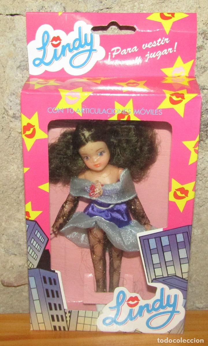 Mu&ntilde;ecas espa&ntilde;olas modernas: ANTIGUA MU&Ntilde;ECA LINDY, &iexcl;PARA VESTIR Y JUGAR! - NUEVA Y EN SU CAJA ORIGINAL - ARTICULADA - mod. H