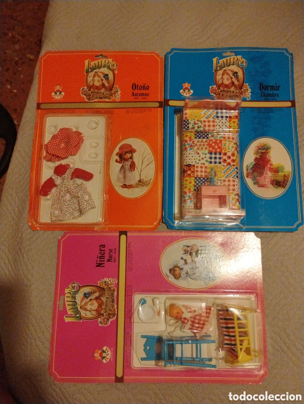 Mu&ntilde;ecas espa&ntilde;olas modernas: &diams;Colecci&oacute;n Mu&ntilde;eca Laura De Las Monta&ntilde;as Toyse: 3 Bl&iacute;steres Vintage (Dormir, Oto&ntilde;o, Ni&ntilde;era)