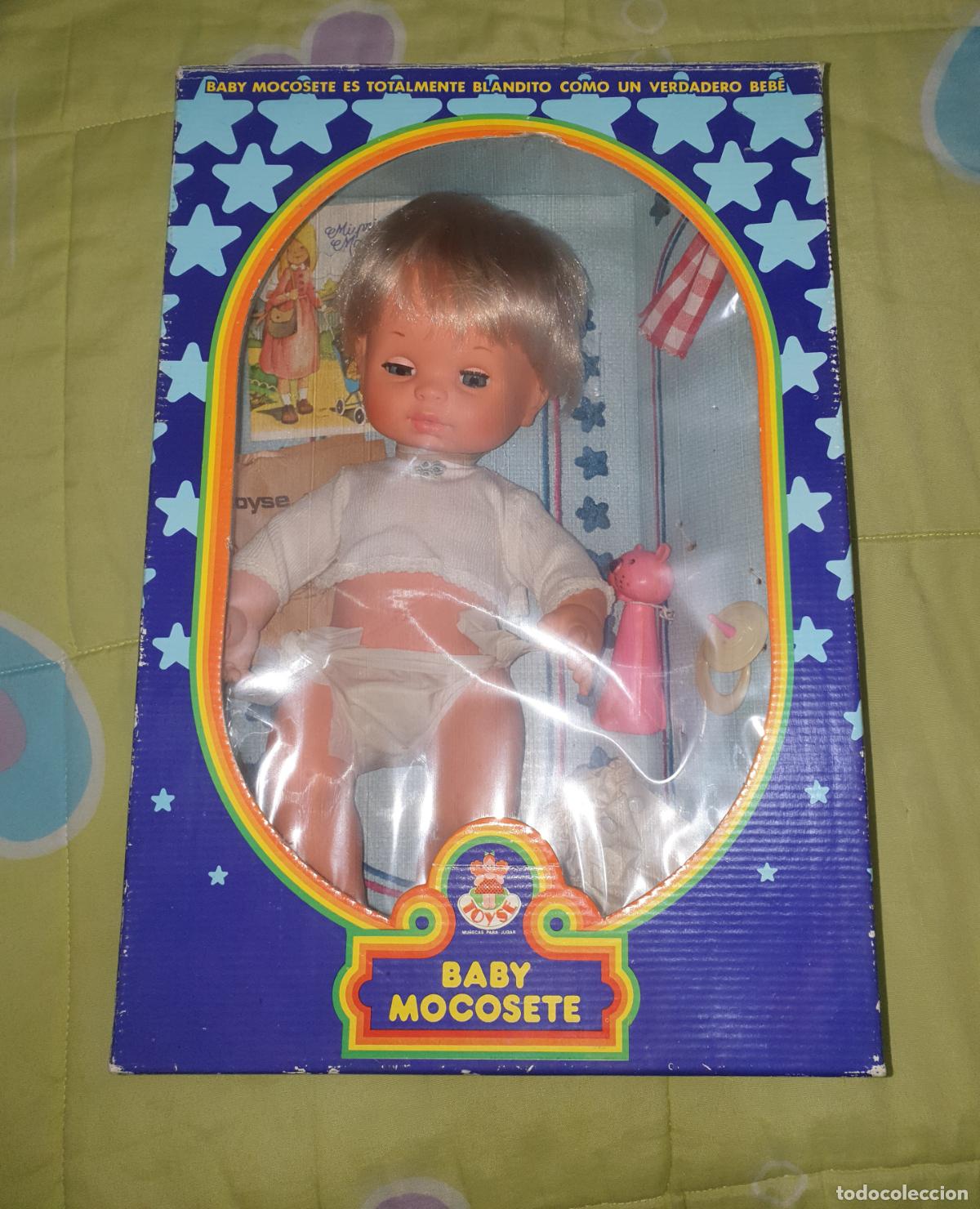 Mu&ntilde;ecas espa&ntilde;olas modernas: MU&Ntilde;ECO BABY MOCOSETE DE TOYSE EN SU CAJA