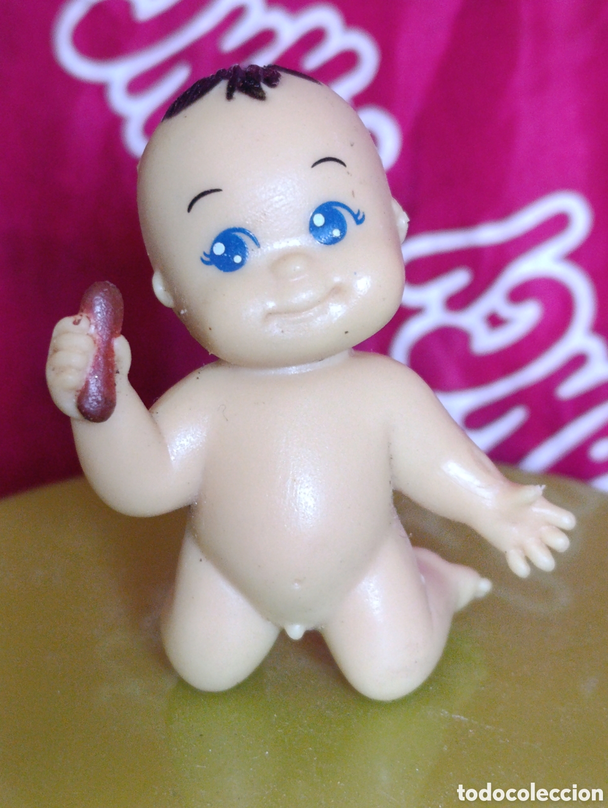 Mu&ntilde;ecas espa&ntilde;olas modernas: ANTIGUO MINI MU&Ntilde;ECO DE GOMA,SIN MARCA.