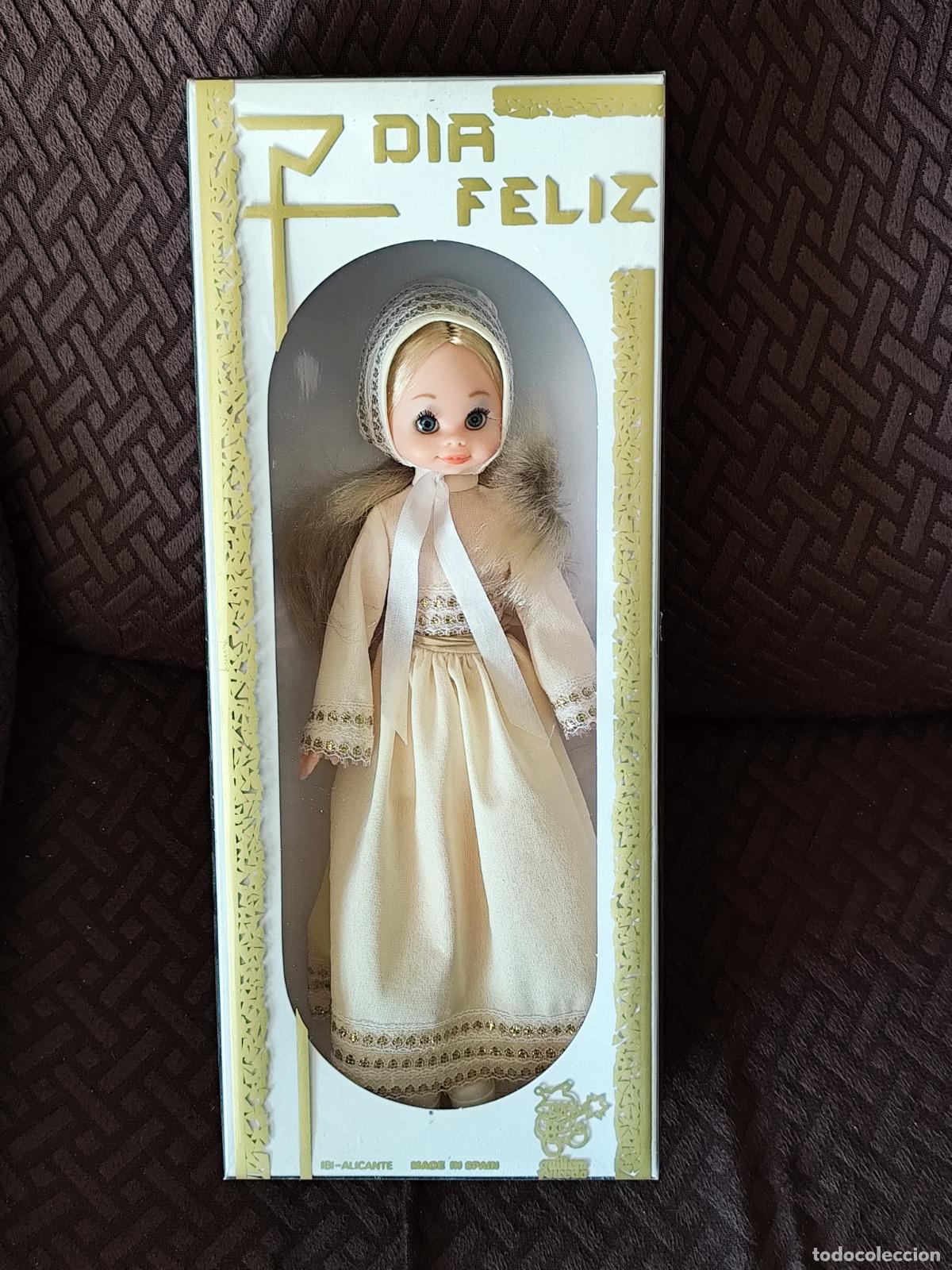 Mu&ntilde;ecas espa&ntilde;olas modernas: Mu&ntilde;eca Maniqu&iacute; NELY RUBIA Comunion - DIA FELIZ - La hermanita de LISSI (NELLY)