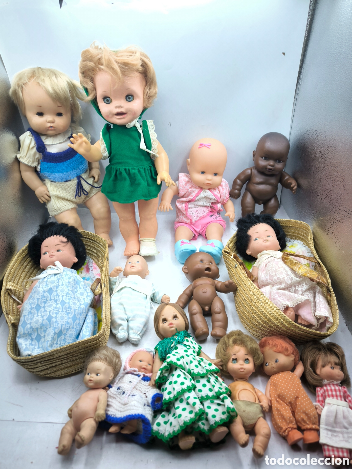 Mu&ntilde;ecas espa&ntilde;olas modernas: 14 Mu&ntilde;ecas variadas a&ntilde;os 60/70