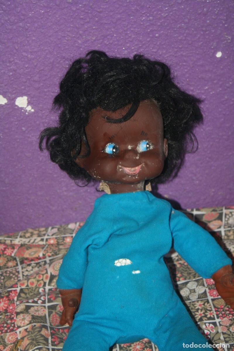 Mu&ntilde;ecas espa&ntilde;olas modernas: mu&ntilde;eca negrita toyse bolitas