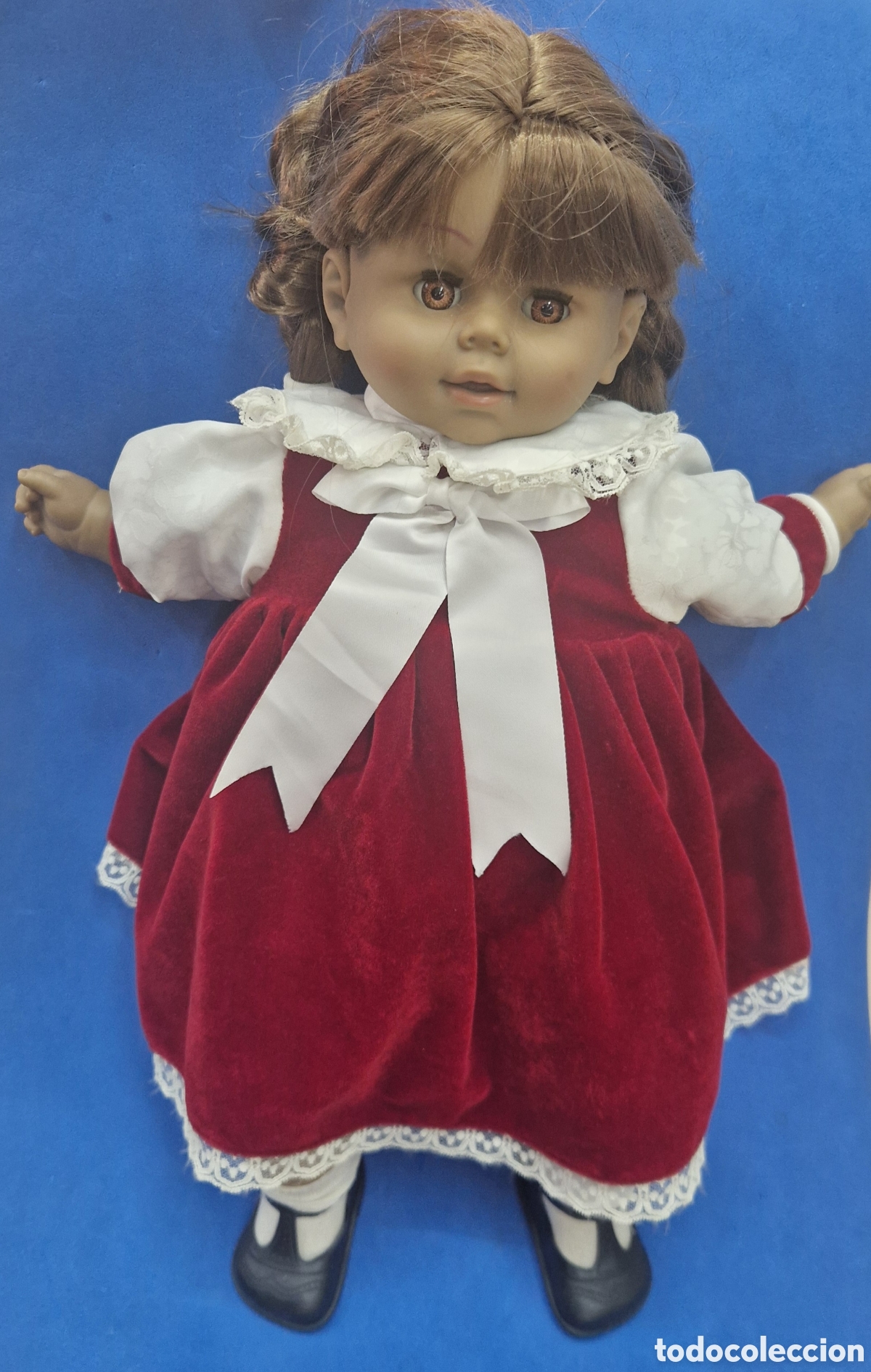 Mu&ntilde;ecas espa&ntilde;olas modernas: Arias , mu&ntilde;eca , rolla , canta y habla ,a&ntilde;os 90