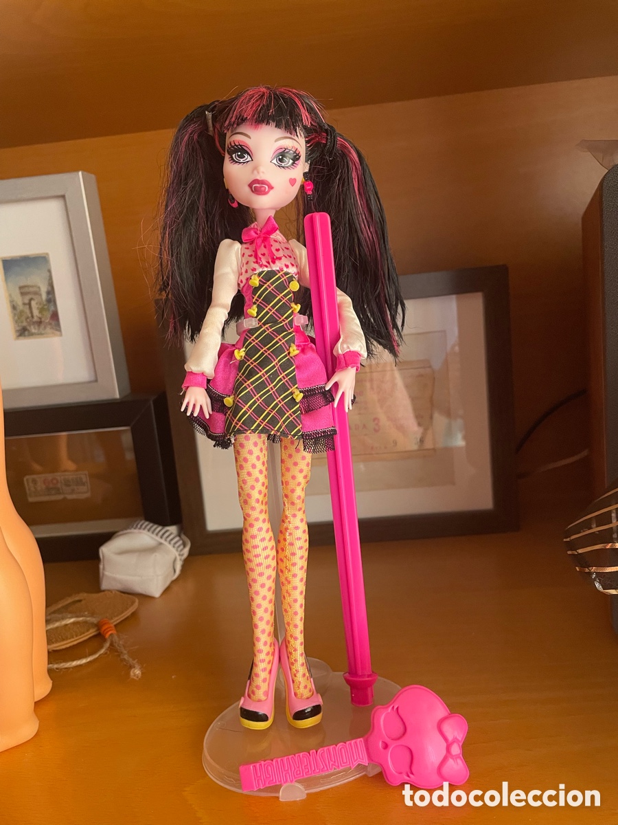 Mu&ntilde;ecas espa&ntilde;olas modernas: Monster High Draculaura Mu&ntilde;eca