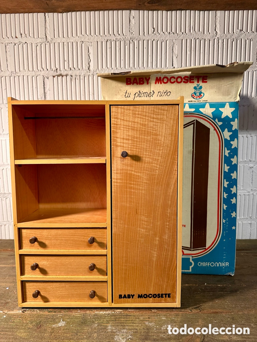 Mu&ntilde;ecas espa&ntilde;olas modernas: ARMARIO MU&Ntilde;ECO BABY MOCOSETE. A ESTRENAR, DE JUGUETER&Iacute;A.