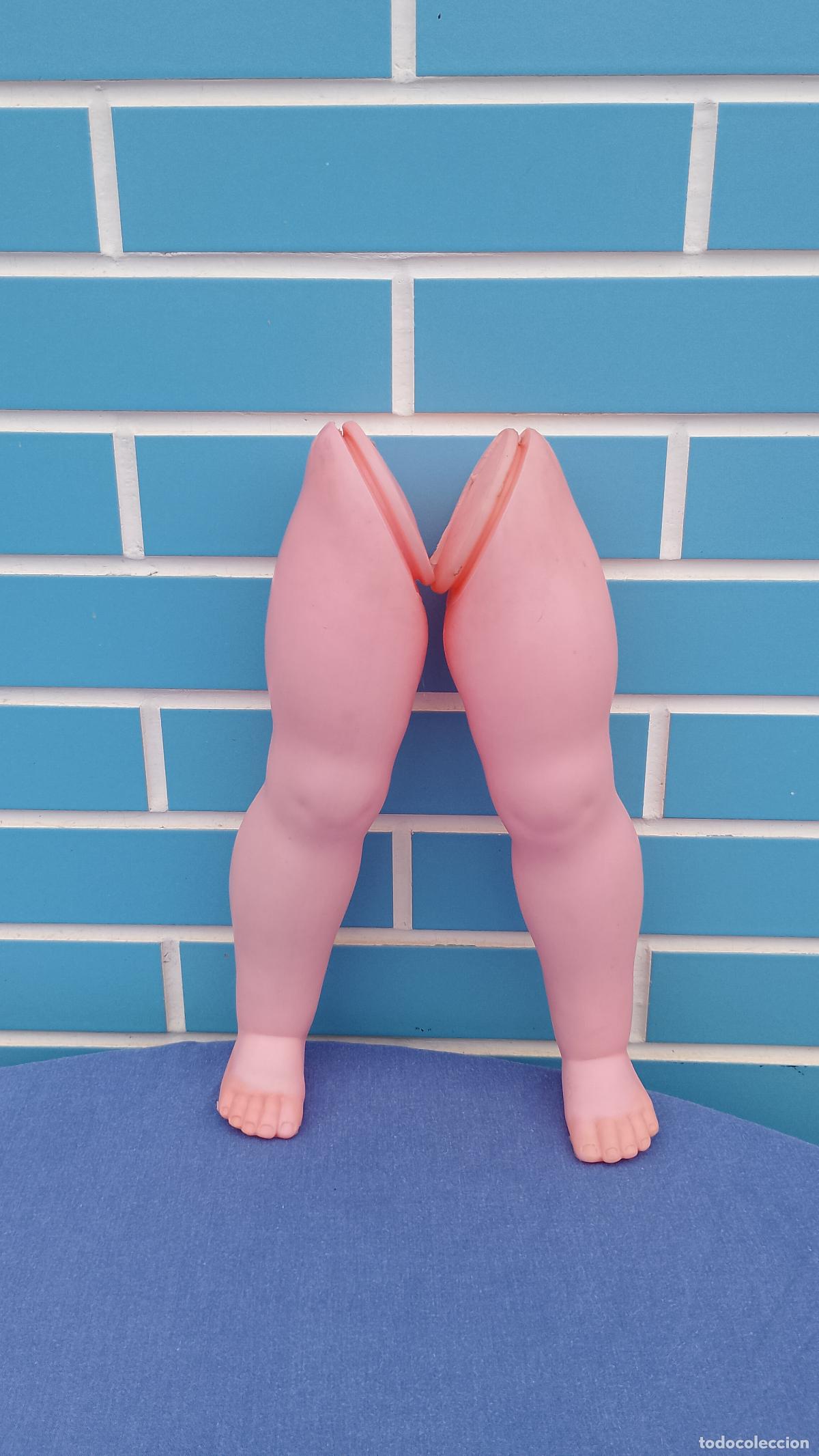 Mu&ntilde;ecas espa&ntilde;olas modernas: Antiguas piernas de mu&ntilde;eca para repuestos