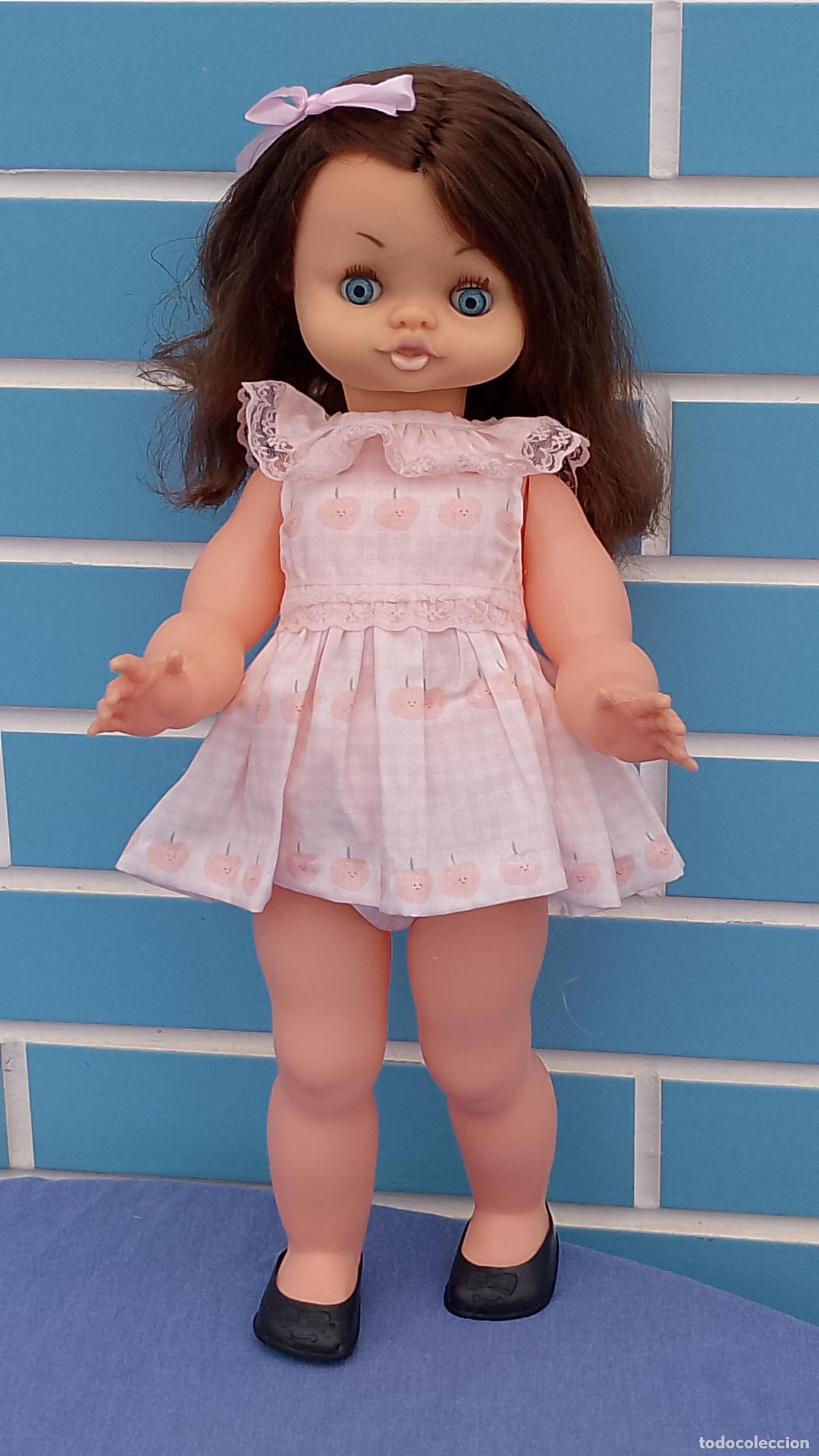 Mu&ntilde;ecas espa&ntilde;olas modernas: Mu&ntilde;eca espa&ntilde;ola antigua de Falca de pelo casta&ntilde;o