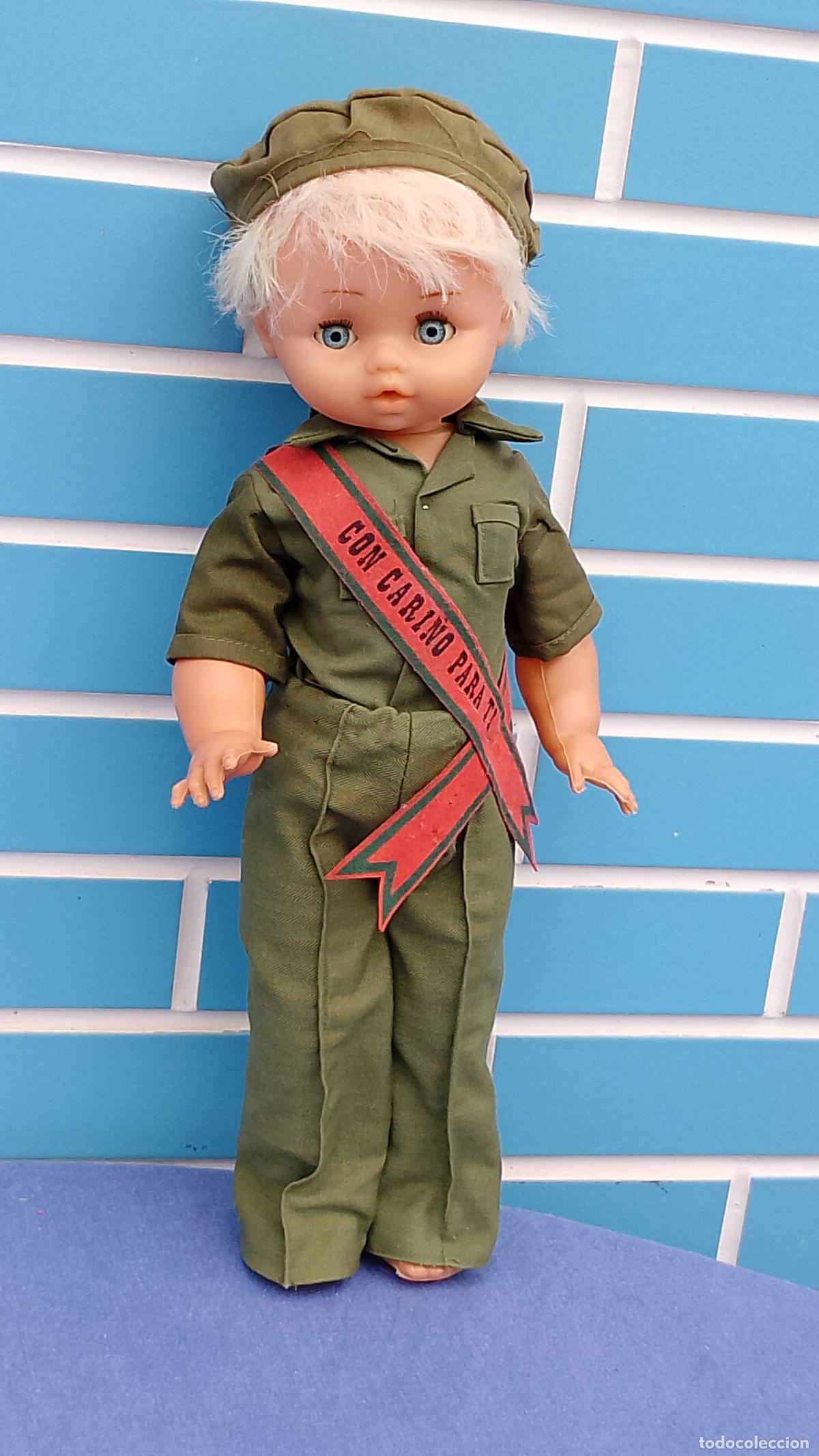 Mu&ntilde;ecas espa&ntilde;olas modernas: Antigua mu&ntilde;eca recuerdo de la mili, servicio militar