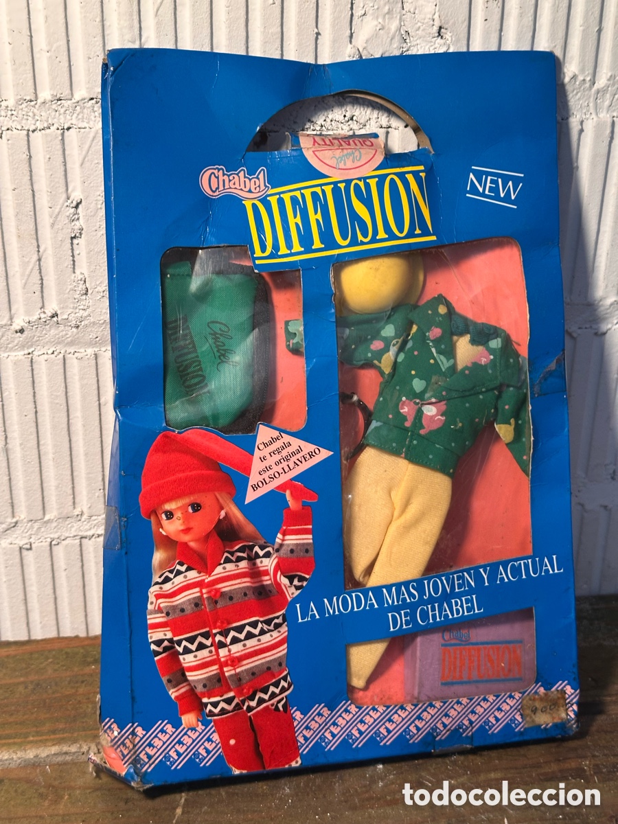 Mu&ntilde;ecas espa&ntilde;olas modernas: CONJUNTO MU&Ntilde;ECA CHABEL DIFUSI&Oacute;N. A ESTRENAR.