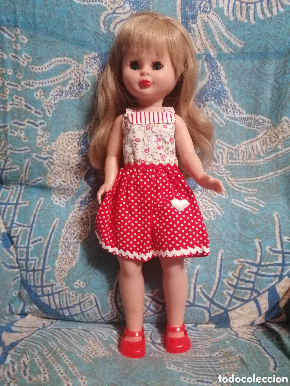 Mu&ntilde;ecas espa&ntilde;olas modernas: Mu&ntilde;eca Kika rubia muy parecida a nancy