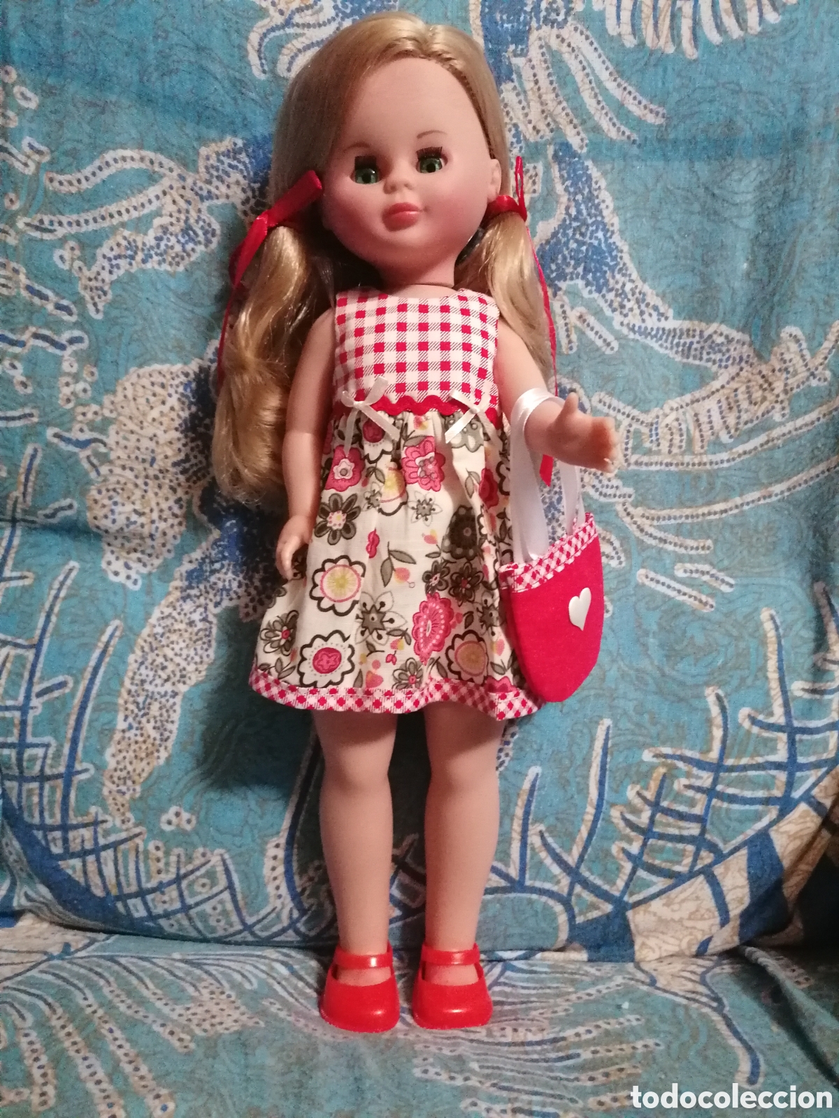 Mu&ntilde;ecas espa&ntilde;olas modernas: Mu&ntilde;eca Kika rubia muy parecida a nancy